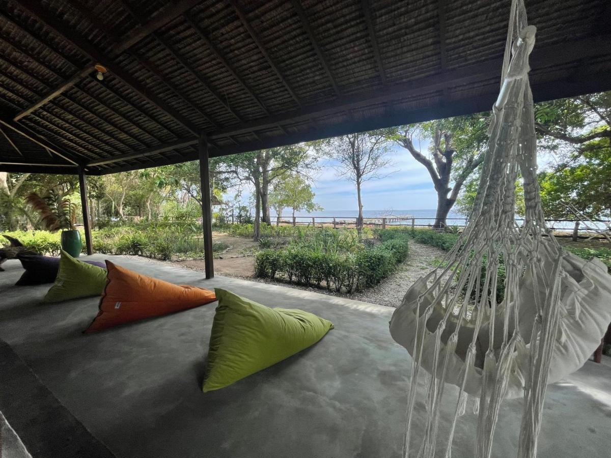 Blue Emocean Dive Resort Moyo Island Eksteriør billede